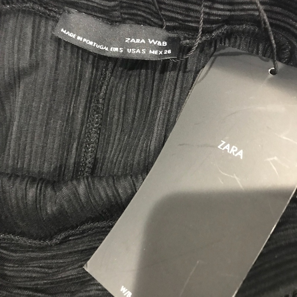 Zara mid calf pleated skirt